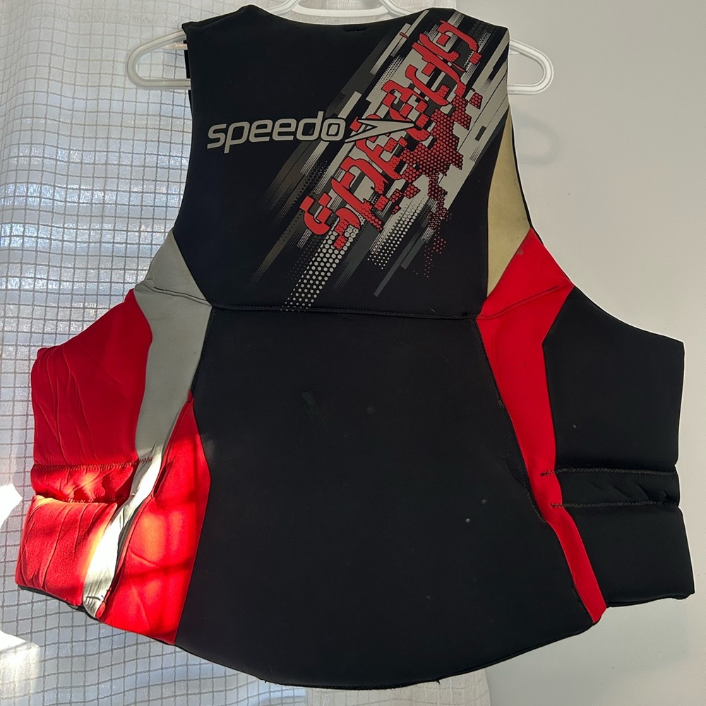 Speedo Life Vest - Picture 7 of 14